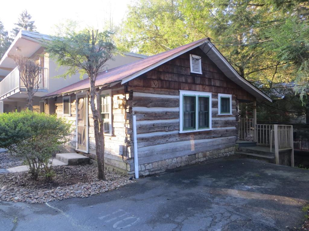 Terrace Inn On The Water Gatlinburg Exterior photo